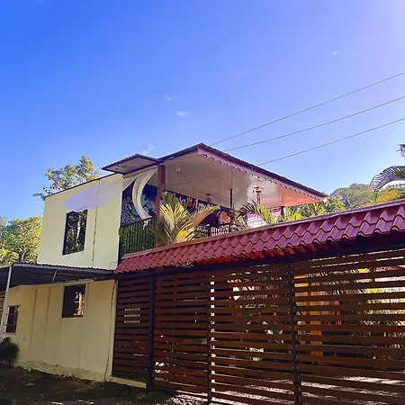 Apartamento Casa Arrecife A 5Mins Del Mar Y A 400M Del Centro Puerto Viejo de Talamanca Exterior foto